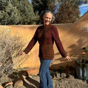 Milllma Bolivia 
100% hand loomed
alpaca sweater